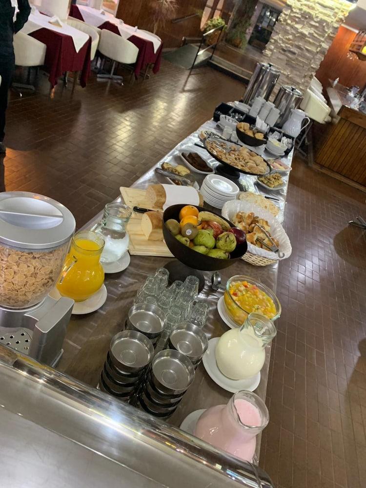 Hotel Tehuelche Esquel Zewnętrze zdjęcie